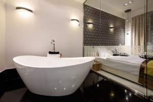 thumbnail: Deep soaking bathtub