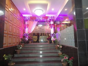 thumbnail: Property entrance