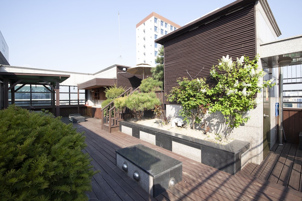 Rooftop terrace