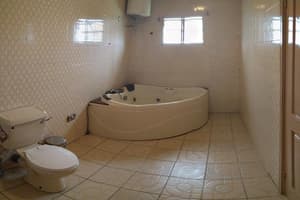 thumbnail: Jetted tub