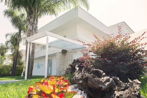 thumbnail: Exterior