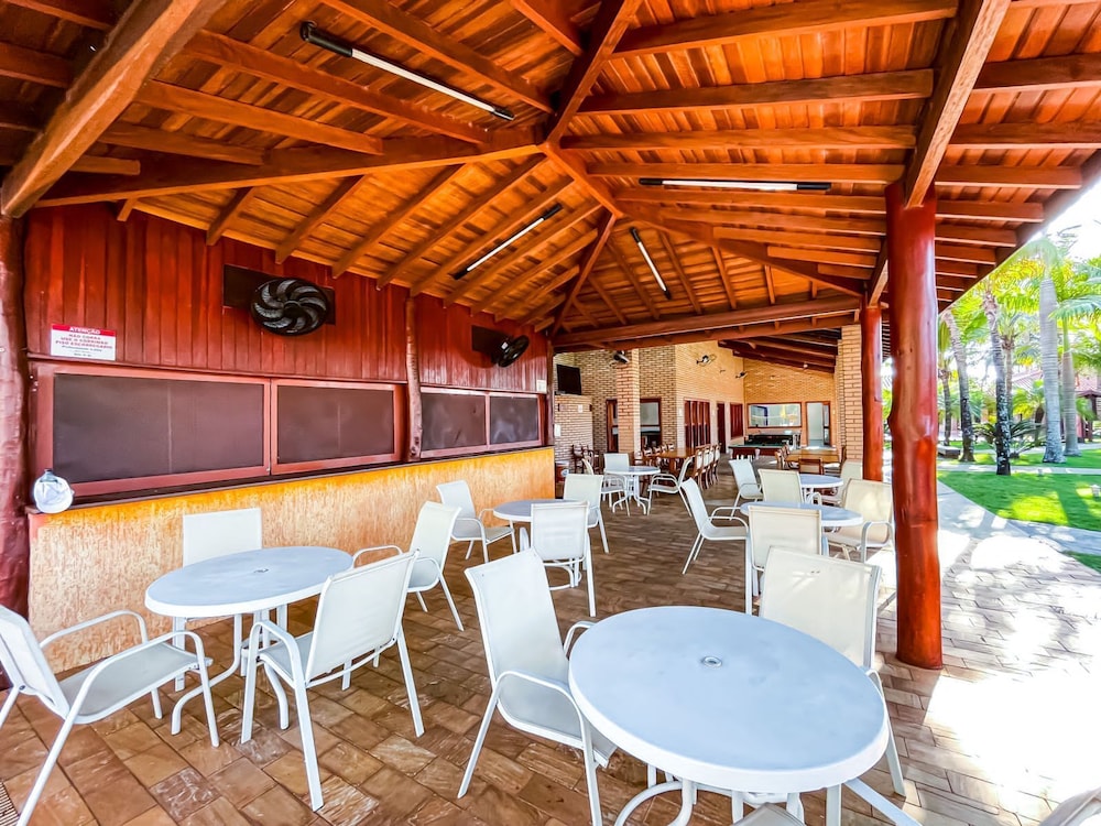 Snack bar