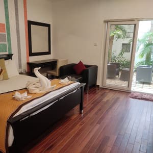 thumbnail: Room