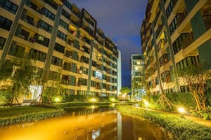 thumbnail: Exterior