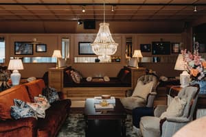 thumbnail: Restaurant