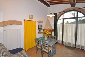 thumbnail: In-room dining