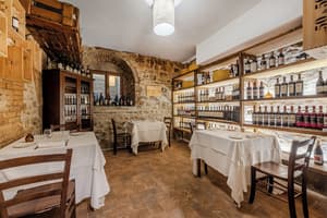 thumbnail: Restaurant