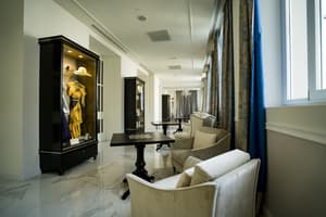 thumbnail: Hallway