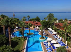thumbnail: Outdoor pool