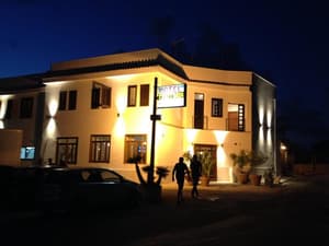 thumbnail: Exterior