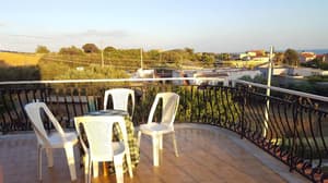 thumbnail: General view