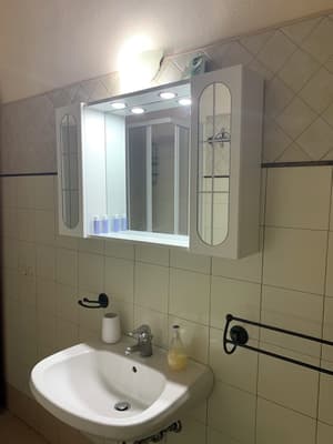 thumbnail: Bathroom
