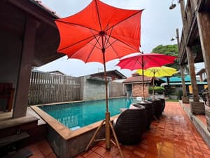 thumbnail: Pool