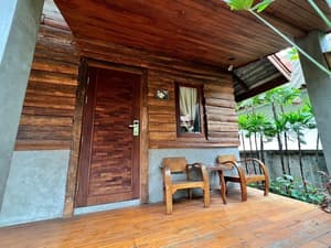 thumbnail: Living area