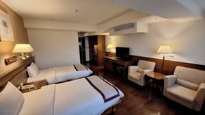 thumbnail: Room
