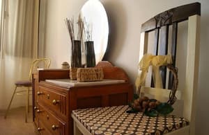thumbnail: Interior