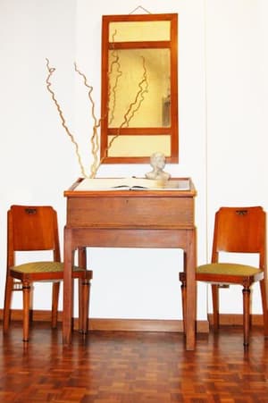 thumbnail: Interior detail