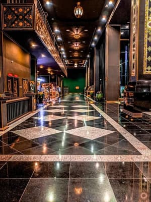 thumbnail: Lobby lounge
