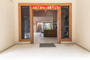 thumbnail: Property entrance