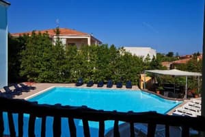 thumbnail: Outdoor pool