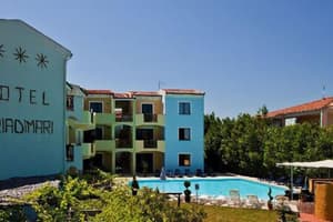 thumbnail: Outdoor pool
