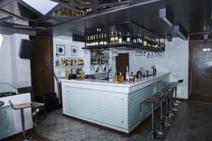 thumbnail: Bar (on property)