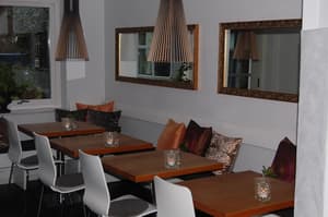 thumbnail: Cafe