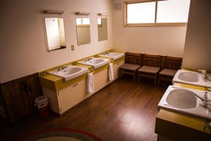 thumbnail: Interior detail