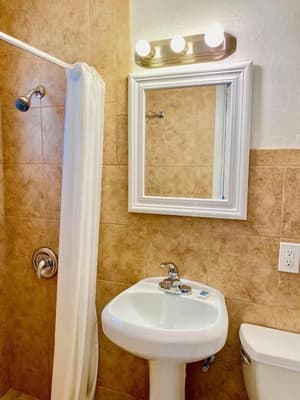 thumbnail: Bathroom