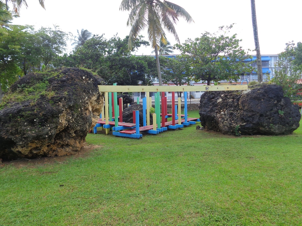 Children's play area - outdoor