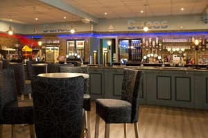 thumbnail: Bar (on property)
