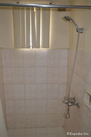 thumbnail: Bathroom shower