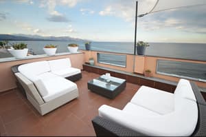 thumbnail: Terrace/patio