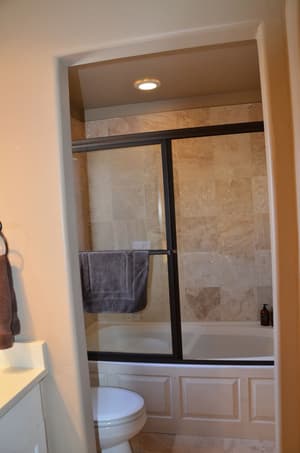 thumbnail: Deep soaking bathtub