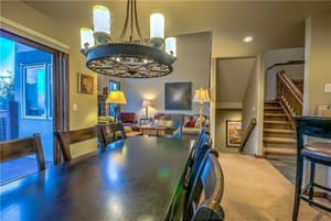 thumbnail: In-room dining