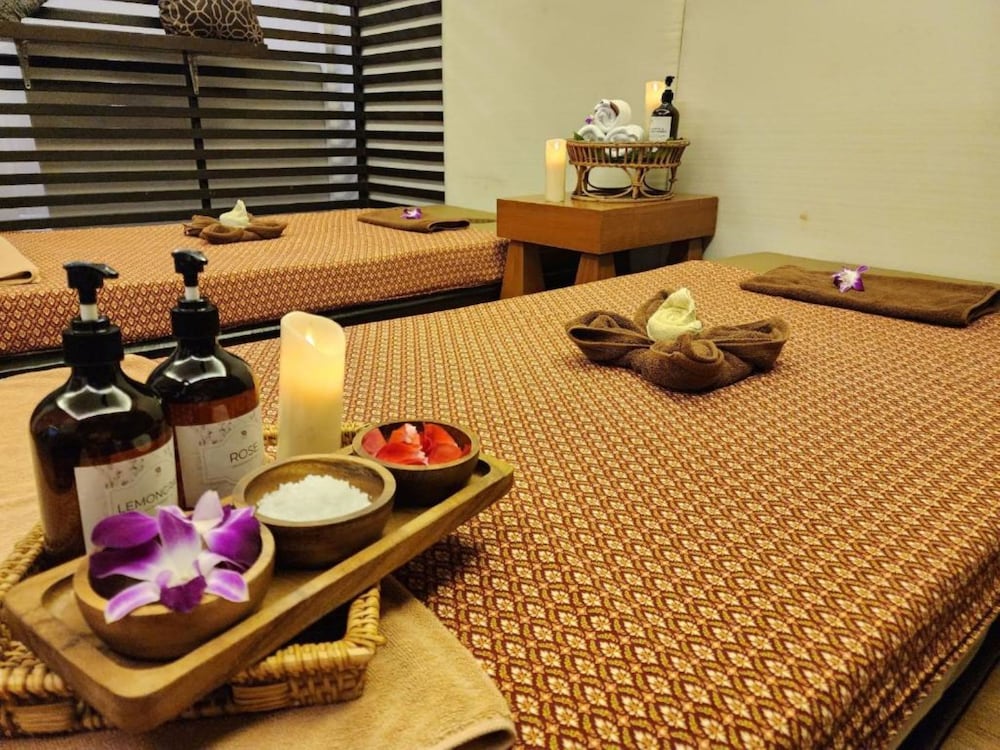 Massage in accommodation
