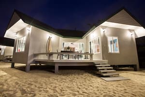 thumbnail: Exterior