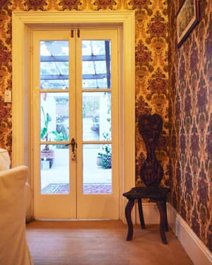 thumbnail: Interior
