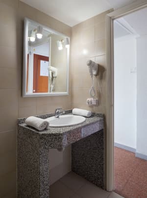 thumbnail: Bathroom