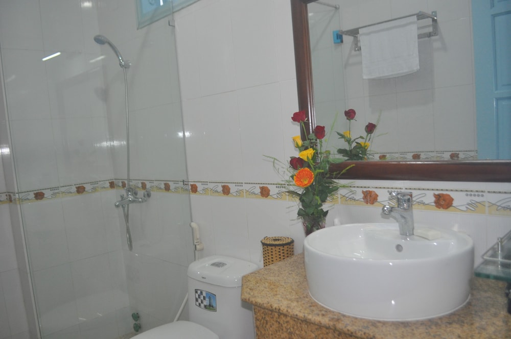 Bathroom amenities