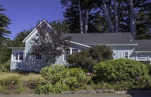 thumbnail: Exterior