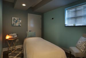 thumbnail: Treatment room
