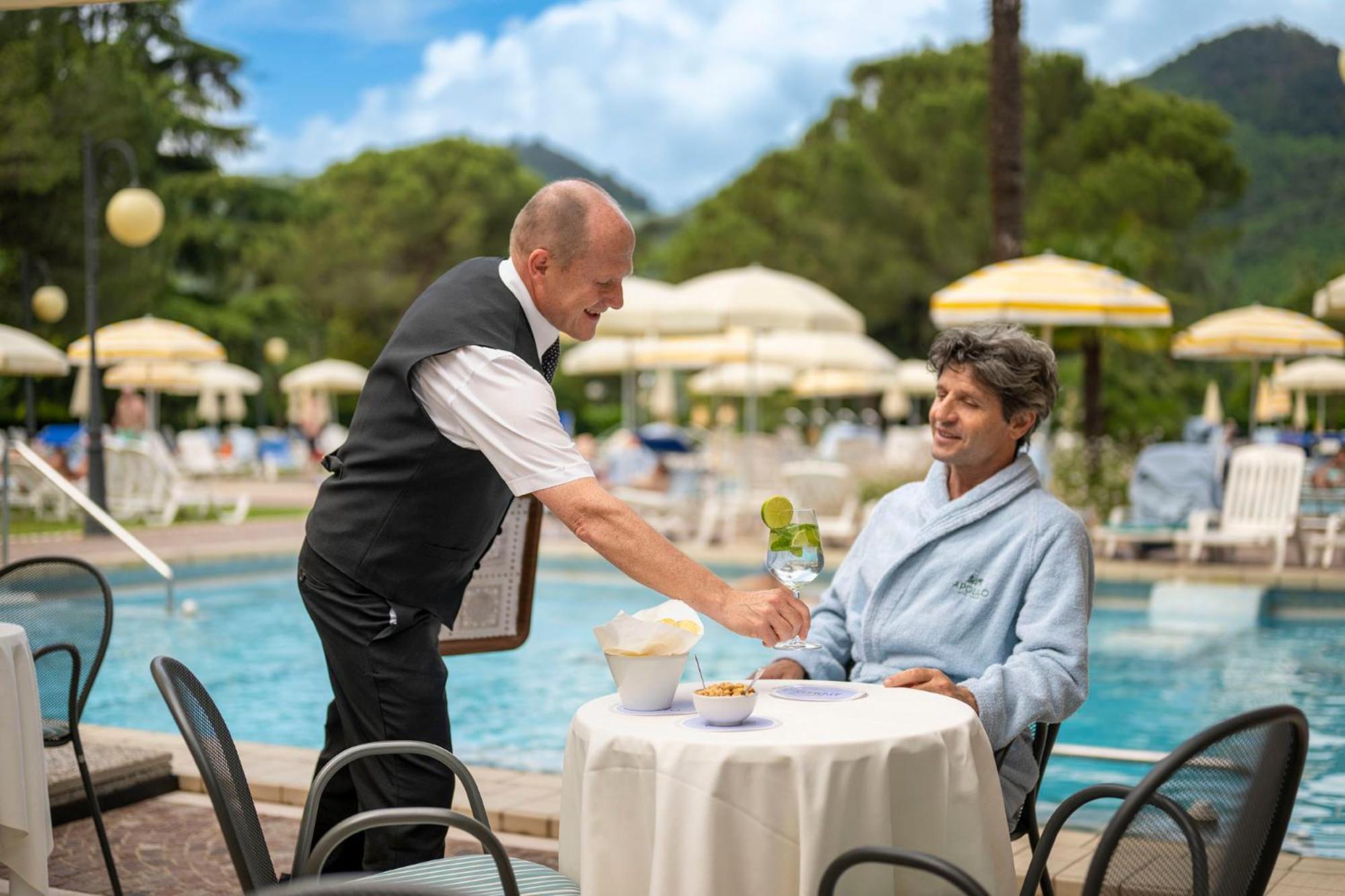 Restaurant-cafeteria