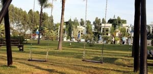 thumbnail: Property grounds