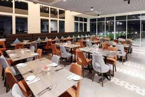 thumbnail: Breakfast area