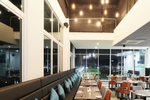 thumbnail: Dining