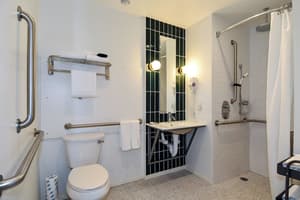 thumbnail: Bathroom
