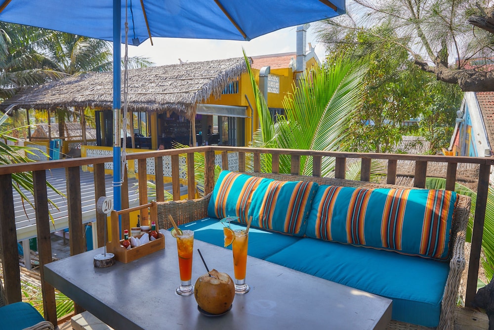 Beach bar
