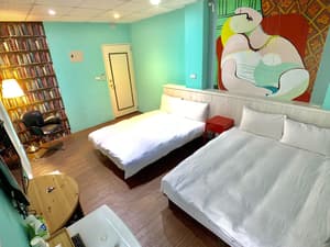thumbnail: Room