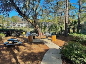 thumbnail: BBQ/picnic area